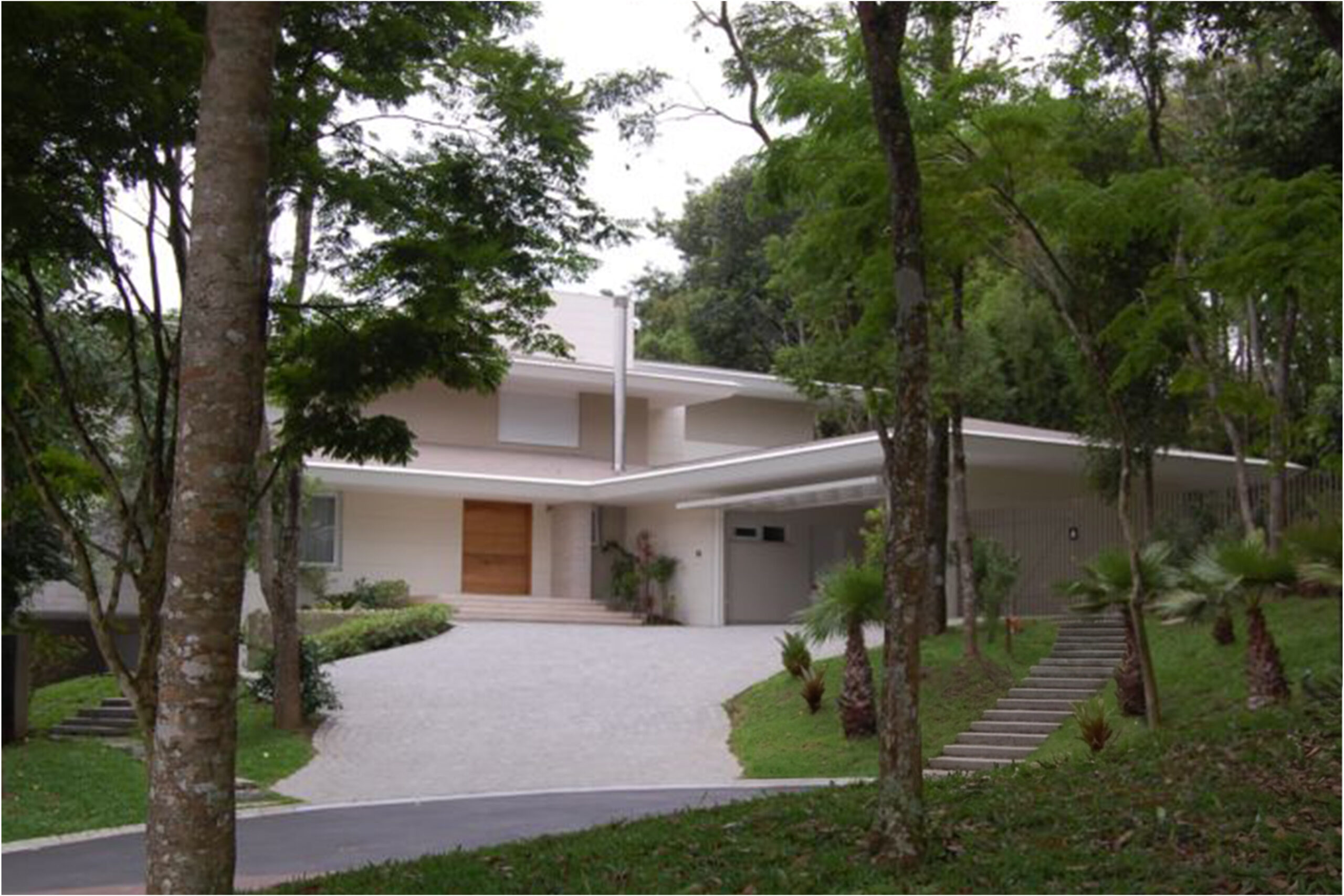 Home 04